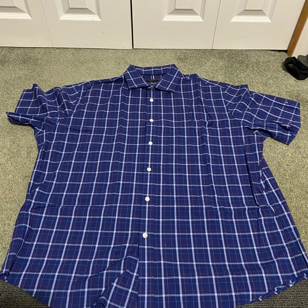 Tommy Hilfiger Mens T-shirt - Picture 3 of 5